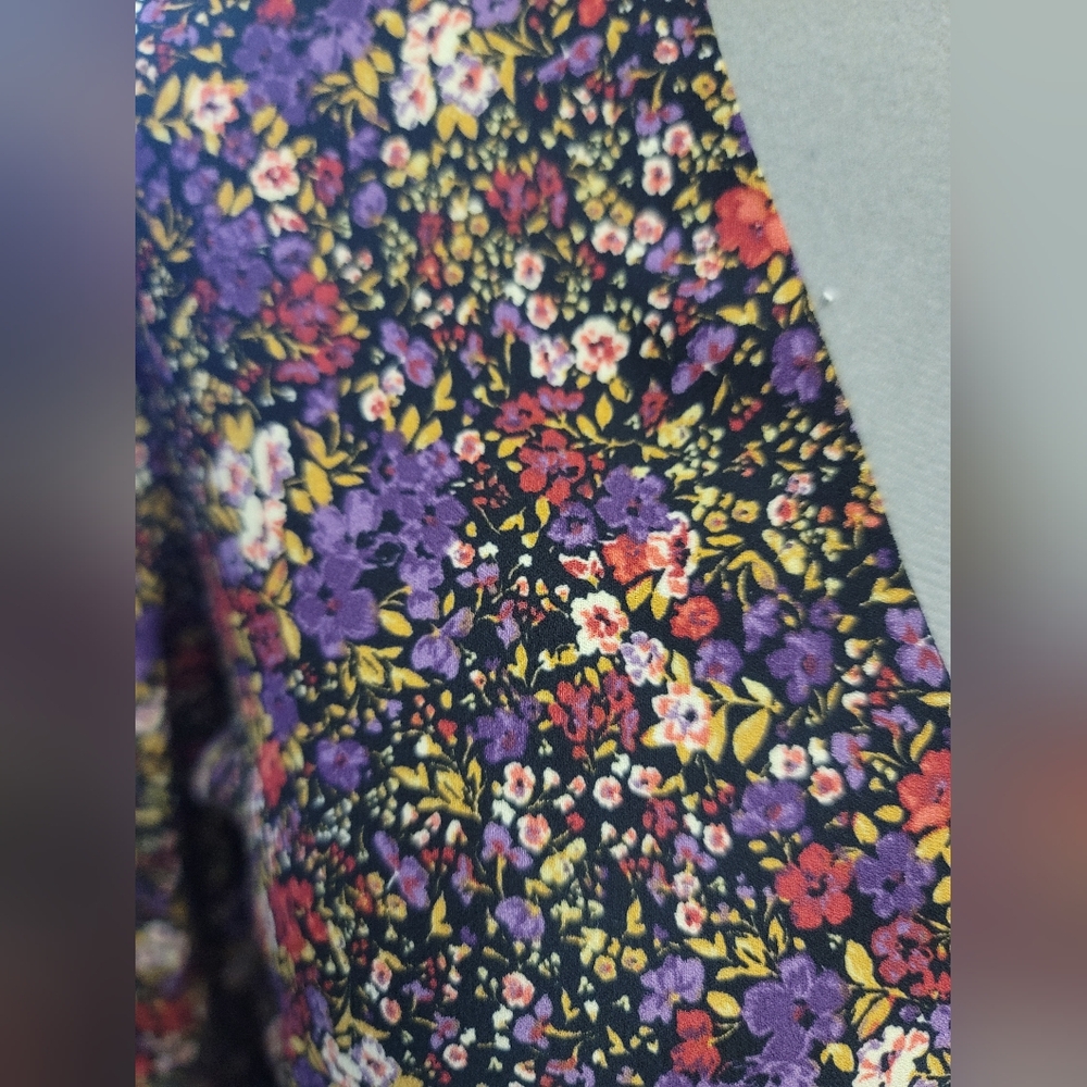 Dress - Picture 5 of 5